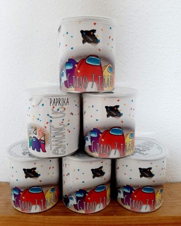 Among us pringles traktatie