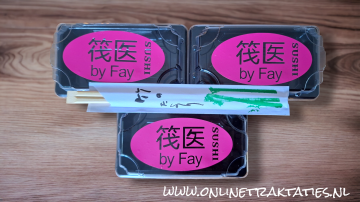Sushi traktatie roze sticker